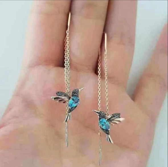 Ladies Elegant Hummingbird Rhinestone Stud Earrings