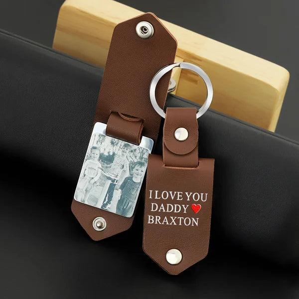 PERSONALIZED PHOTO KEYRING IN LEATHER CASE